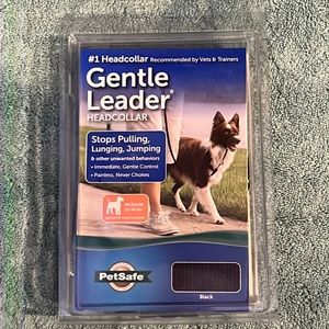 Black PetSafe gentle lead headcollar. Size Medium, 25-60 LBS